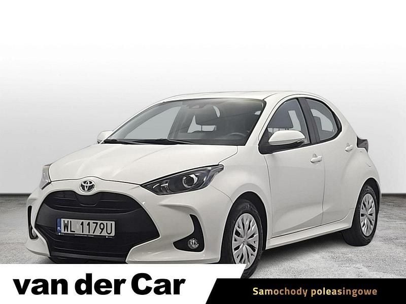 Używany Toyota Yaris Comfort 125 KM (91 kW) 2022 Biały Hatchback