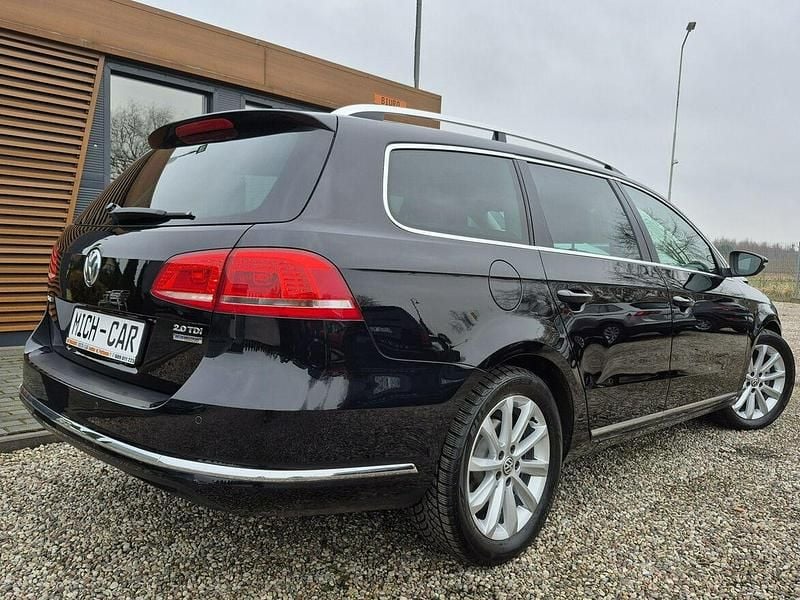 Używany VW Passat Highline 140 KM (102 kW) 2014 Czarny (metalik, perła) Kombi