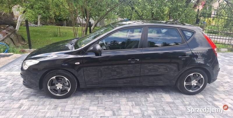 Czarny Używany 2009 Hyundai i30 Hatchback | 16 200 zł (Uczciwa cena) - Obraz 1/4