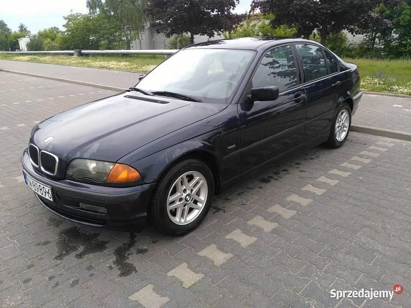 Granatowy Używany 2001 BMW 316 Sedan/Limuzyna | 2900 zł (Uczciwa cena) - Obraz 1/4