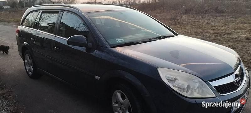 Używany Opel Vectra Elegance 2007 Granatowy Kombi