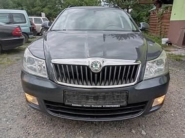 Szary Używany 2011 Skoda Octavia Kombi | 11 900 zł (Super Cena) - Obraz 1/3