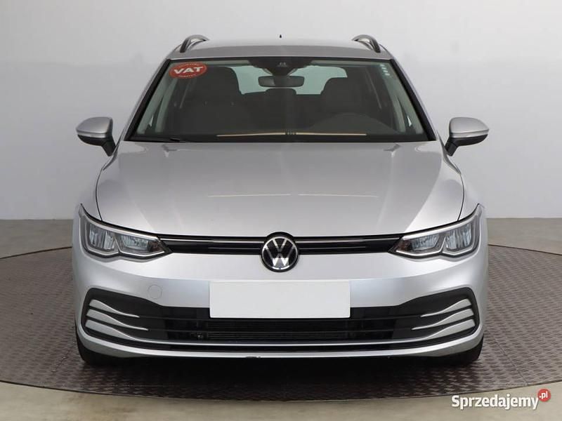 Srebrny Używany 2022 VW Golf VIII Hatchback | 58 999 zł (Dobra cena) - Obraz 1/4