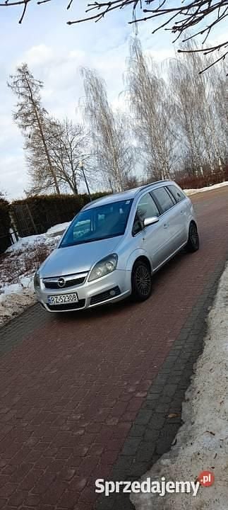 Używany Opel Zafira 2006 Srebrny Minivan