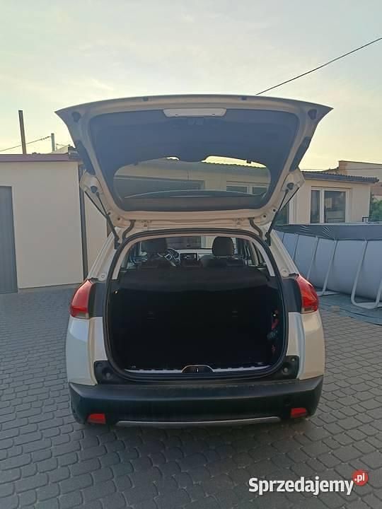 Używany Peugeot 2008 Active 2016 Biały SUV