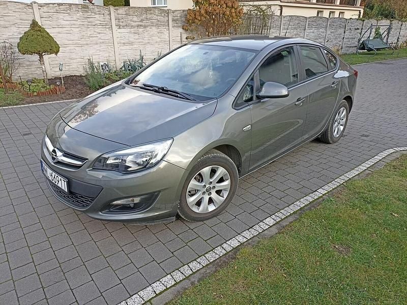 Szary Używany 2018 Opel Astra Sedan/Limuzyna | 42 000 zł (Uczciwa cena) - Obraz 1/4