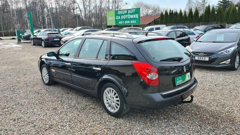 Używany Renault Laguna II 135 KM (99 kW) 2006 Czarny Sedan/Limuzyna