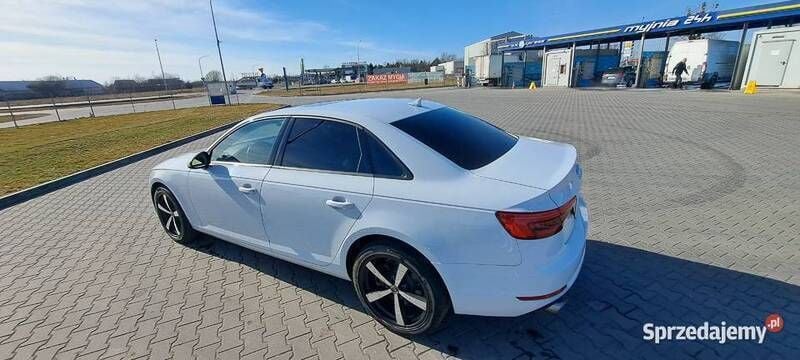 Biały Używany 2017 Audi A4 Sedan/Limuzyna | 71 100 zł (Uczciwa cena) - Obraz 1/4