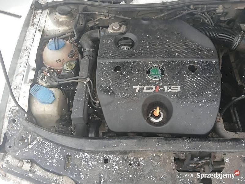 Używany Skoda Octavia 2004 Srebrny Kombi