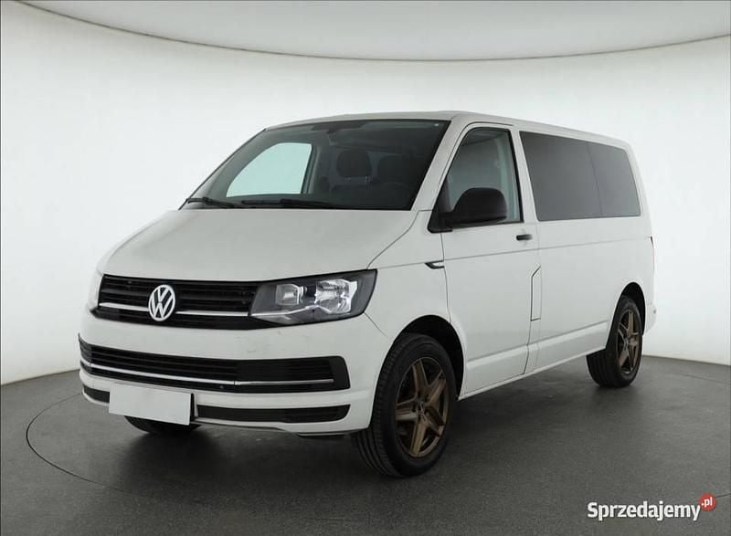 Używany VW T6 2015 Biały Van