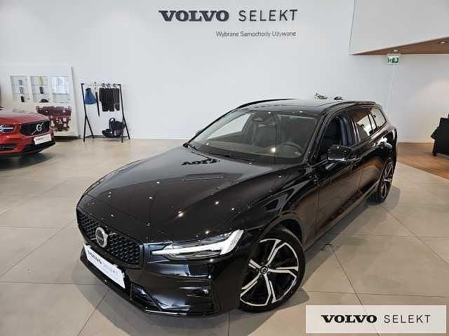 Czarny Używany 2025 Volvo V60 Kombi | 189 900 zł (Dość drogi) - Obraz 1/3