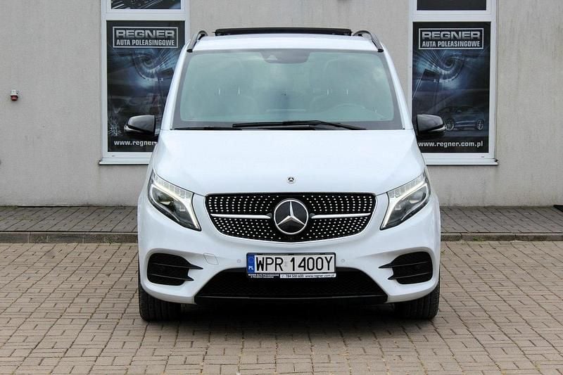 Używany Mercedes V250 Exclusive 190 KM (139 kW) 2022 Biały Minivan