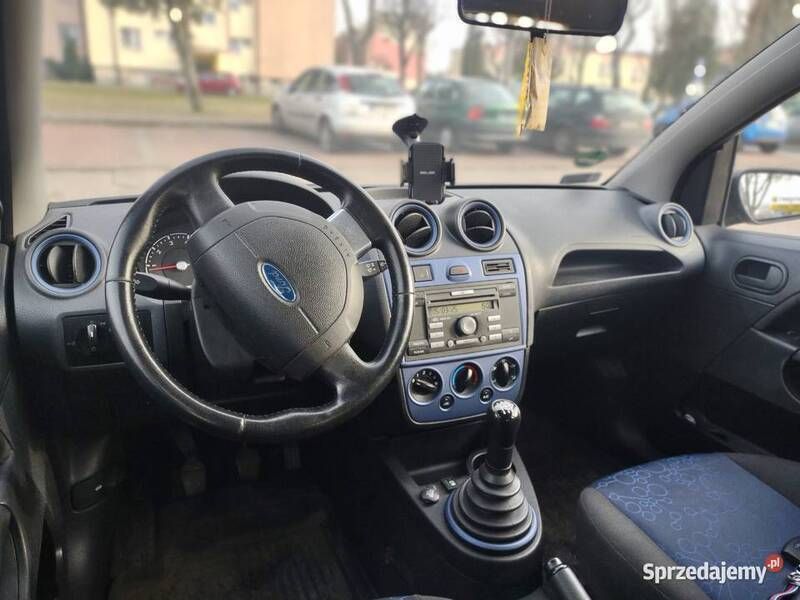 Granatowy Używany 2007 Ford Fiesta Hatchback | 5500 zł (Uczciwa cena) - Obraz 1/4