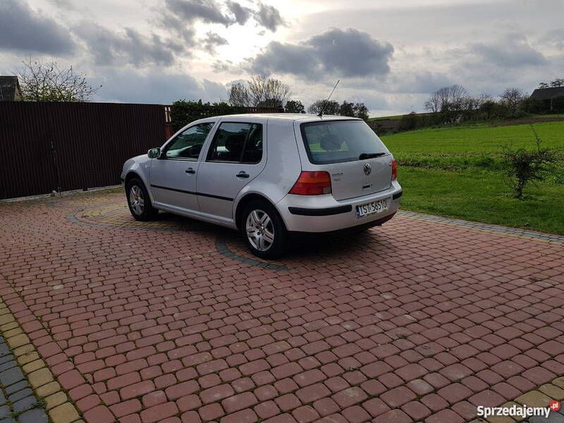 Używany VW Golf IV 1999 Srebrny Hatchback