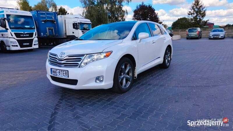 Biały Używany 2009 Toyota Venza SUV | 48 000 zł - Obraz 1/4