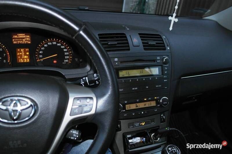Szary Używany 2009 Toyota Avensis Kombi | 31 900 zł - Obraz 1/4