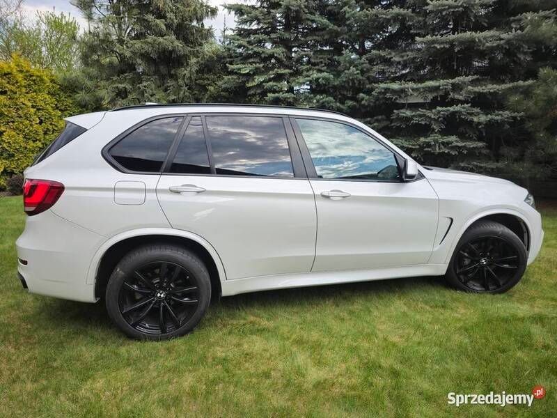 Biały Używany 2016 BMW X5 SUV | 93 500 zł - Obraz 1/4