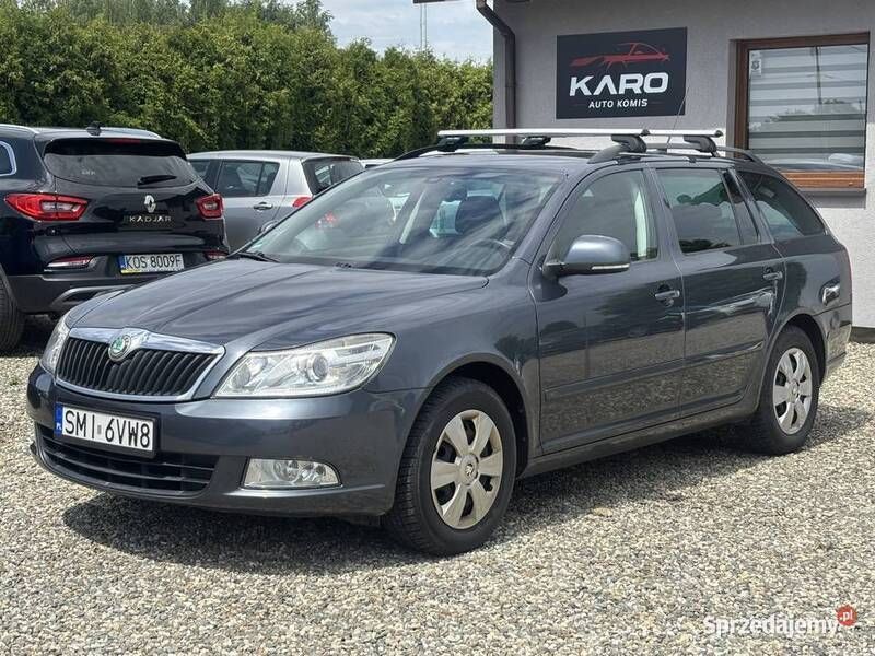 Szary Używany 2009 Skoda Octavia Kombi | 13 990 zł (Uczciwa cena) - Obraz 1/4