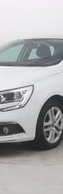 Używany Renault Mégane IV 116 KM (85 kW) 2018 Biały Sedan/Limuzyna