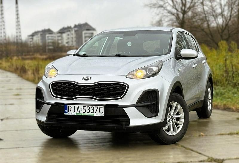 Srebrny (metalik) Używany 2021 Kia Sportage SUV | 64 500 zł (Super Cena) - Obraz 1/4