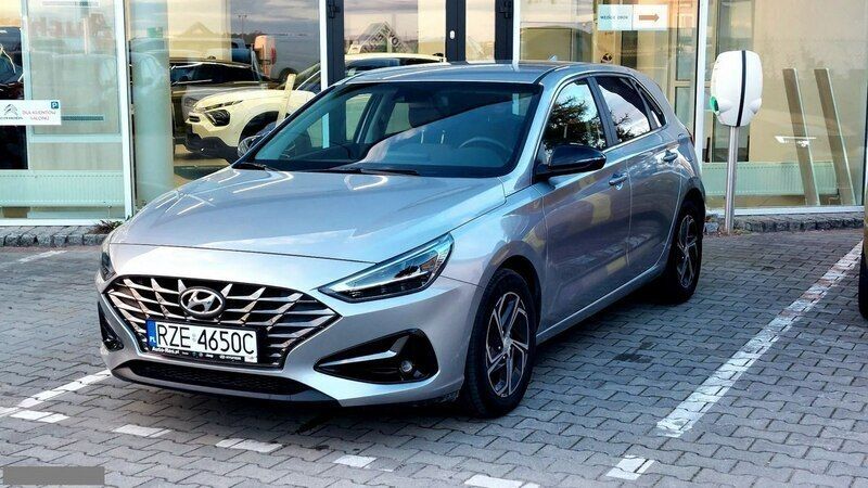 Szary (metalik) Używany 2022 Hyundai i30 Sedan/Limuzyna | 89 900 zł (Drogi) - Obraz 1/4