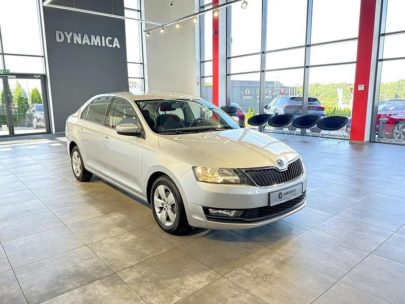 Srebrny Używany 2019 Skoda Rapid Ambition Sedan/Limuzyna | 37 900 zł (Uczciwa cena) - Obraz 1/3