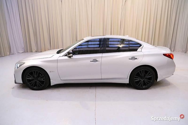 Używany 2018 Infiniti Q50 Sedan/Limuzyna | 61 177 zł - Obraz 1/4
