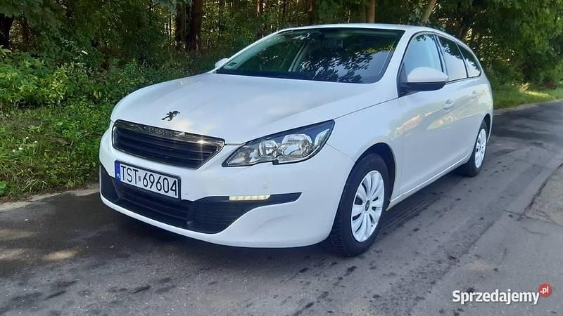 Biały Używany 2014 Peugeot 308 Kombi | 18 800 zł (Uczciwa cena) - Obraz 1/4