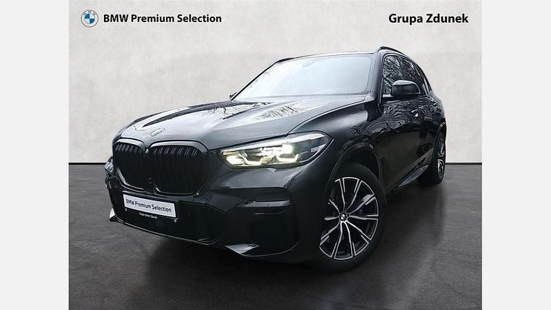 Black sapphire metallic metalizowany Używany 2019 BMW X5 Comfort Edition SUV | 213 900 zł (Drogi) - Obraz 1/3