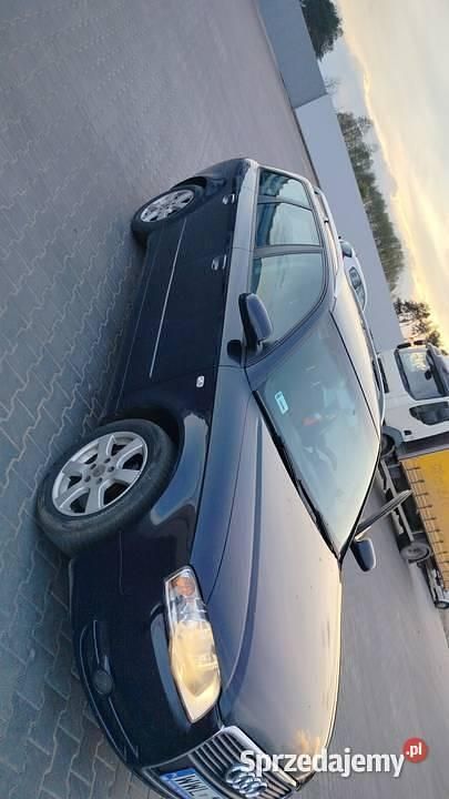 Granatowy Używany 2005 Audi A4 Kombi | 14 000 zł (Drogi) - Obraz 1/3