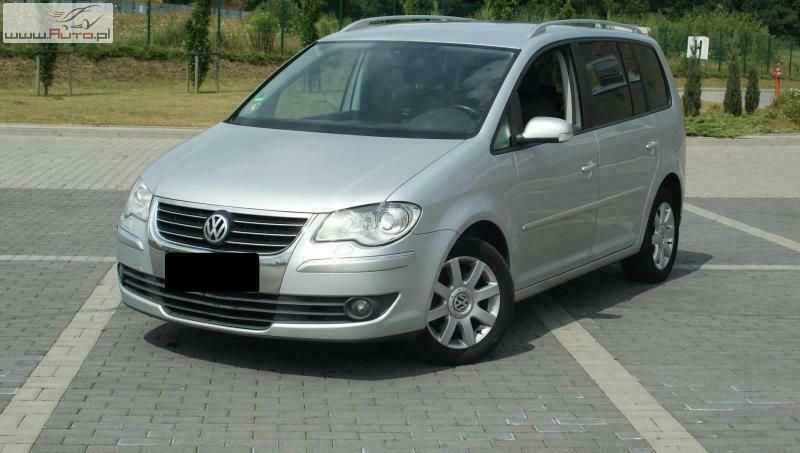 Srebrny Używany 2007 VW Touran Minivan | 29 900 zł (Dość drogi) - Obraz 1/4