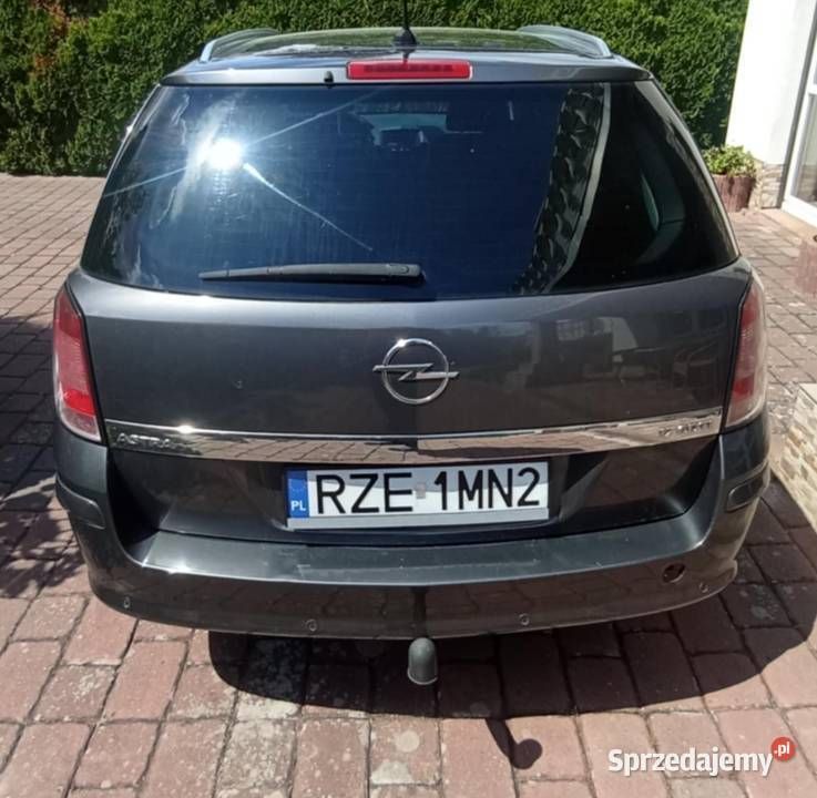 Używany 2008 Opel Astra Kombi | 10 000 zł (Drogi) - Obraz 1/3