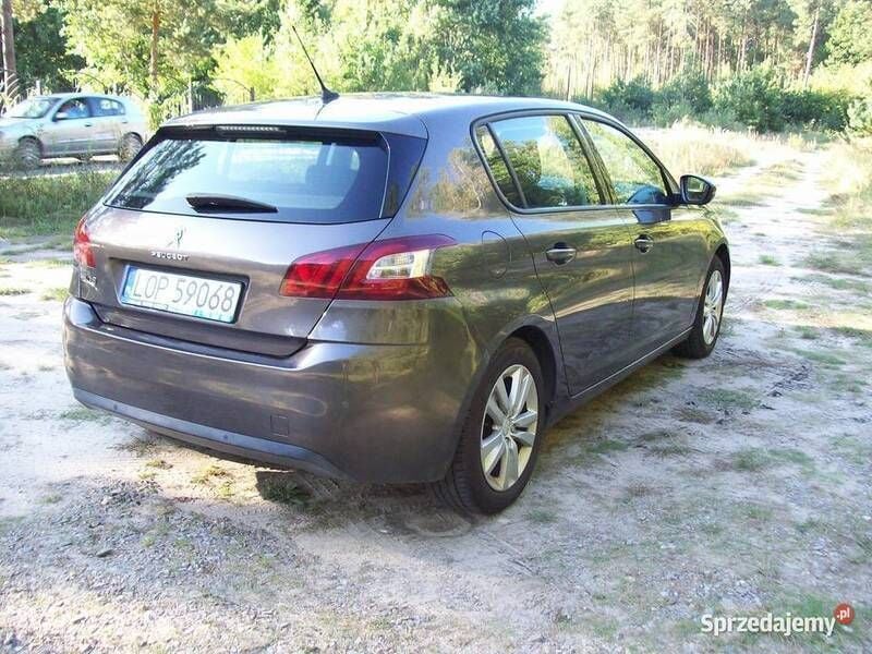 Używany Peugeot 308 Active 125 KM (91 kW) 2013