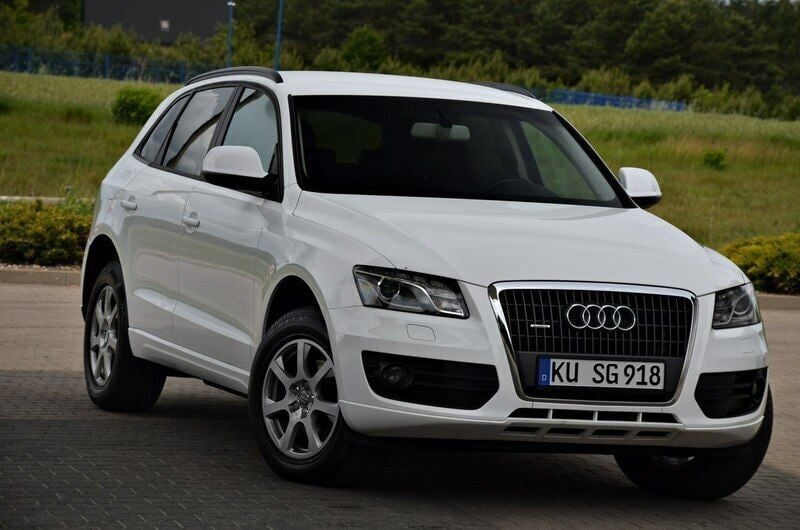 Biały (metalik) Używany 2010 Audi Q5 SUV | 46 900 zł (Uczciwa cena) - Obraz 1/4