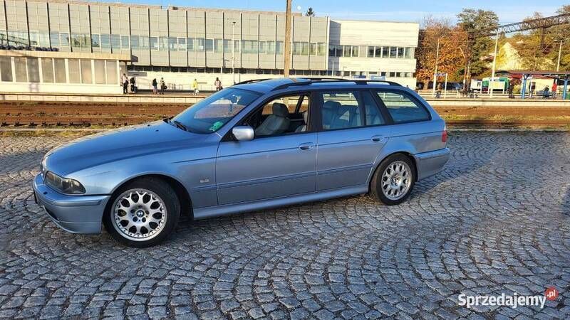 Używany BMW 525 2002 Niebieski Sedan/Limuzyna