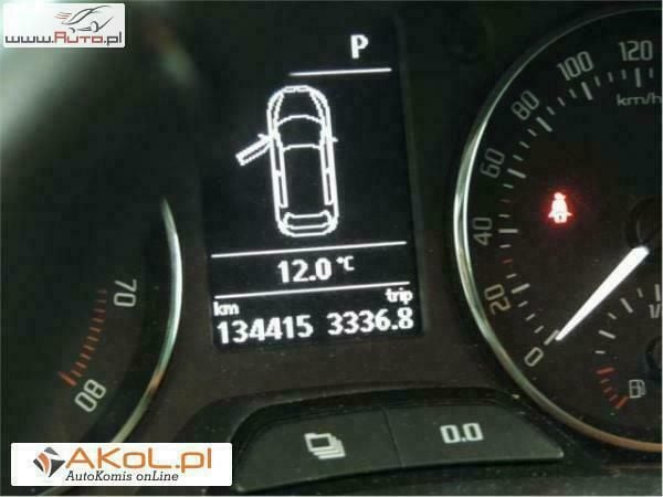 Używany Skoda Fabia 105 KM (77 kW) 2011 Beżowy Hatchback