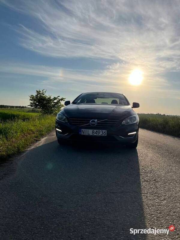 Używany Volvo S60 2014 Grafitowy Sedan/Limuzyna