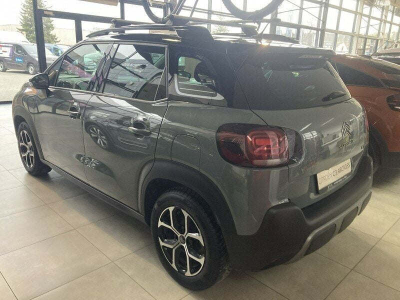 Używany Citroën C3 Aircross Shine 130 KM (95 kW) 2022 Zielony jasny SUV