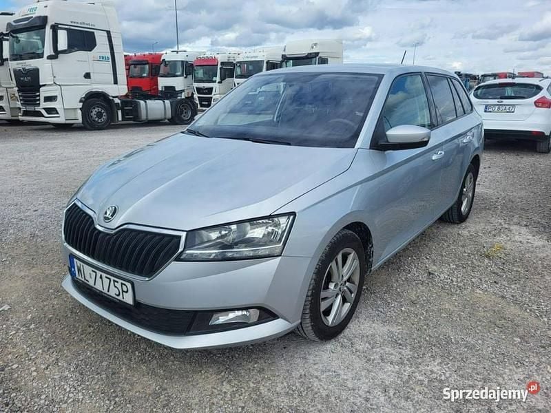 Srebrny Używany 2020 Skoda Fabia Kombi | 23 370 zł (Super Cena) - Obraz 1/4