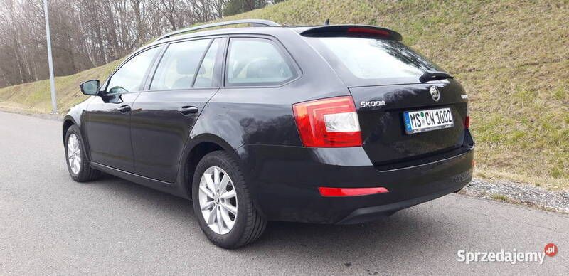 Używany Skoda Octavia 2016 Czarny Kombi