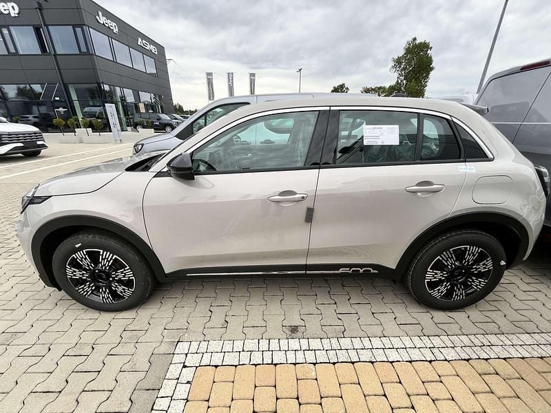 Lakier metalizowany kremowy cappucino Nowe 2025 Fiat 600 Pop SUV | 102 000 zł (Dość drogi) - Obraz 1/3