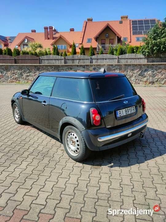 Czarny Używany 2002 Mini ONE Hatchback | 4900 zł (Dość drogi) - Obraz 1/3