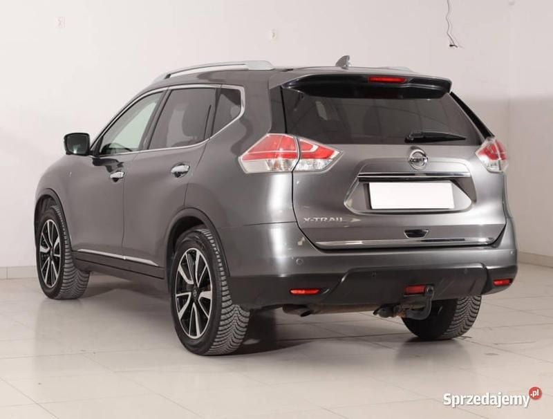 Używany Nissan X-Trail 177 KM (130 kW) 2017 Szary SUV