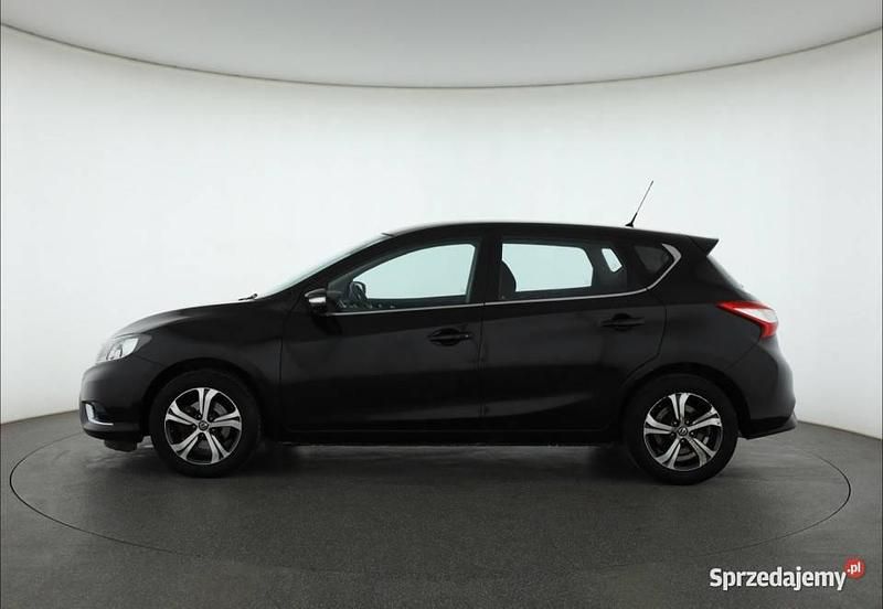 Używany Nissan Pulsar 2015 Czarny Hatchback