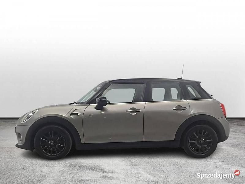 Szary Używany 2019 Mini Cooper Hatchback | 54 900 zł (Super Cena) - Obraz 1/4
