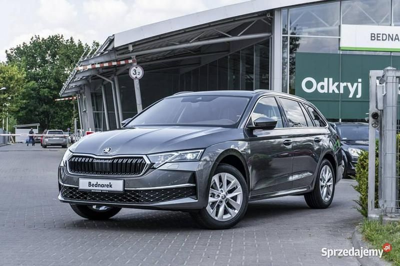 Szary Nowe 2026 Skoda Octavia Drive Kombi | 158 000 zł (Uczciwa cena) - Obraz 1/4