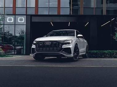 Biały Używany 2021 Audi SQ8 S-Line SUV | 325 900 zł - Obraz 1/4