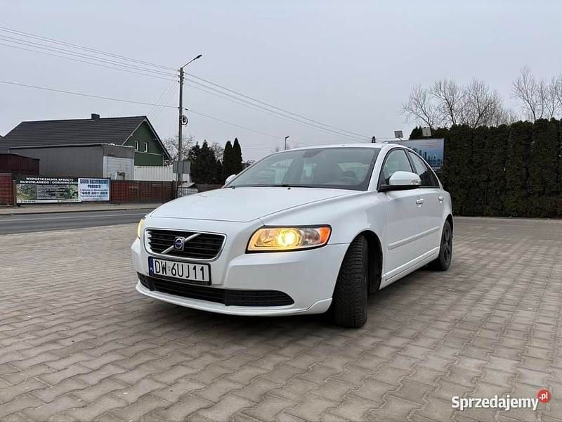 Używany Volvo S40 2010 Biały Sedan/Limuzyna