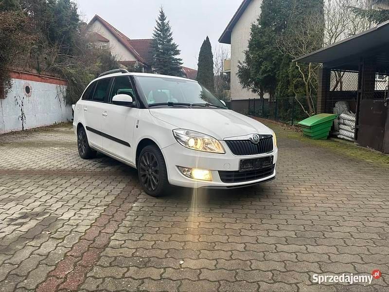 Używany Skoda Fabia 2012 Biały Kombi