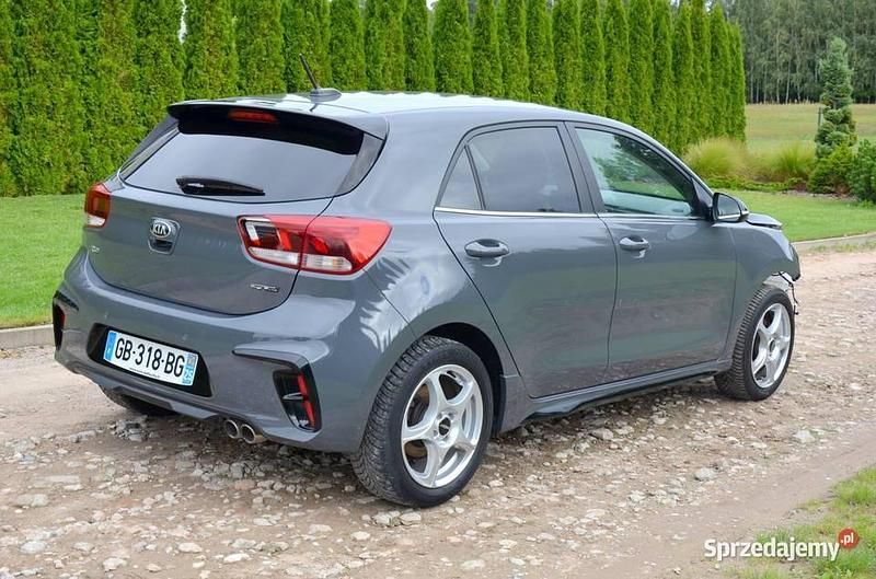 Używany Kia Rio GT 2021 Szary Sedan/Limuzyna